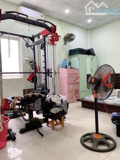 BÁN NHÀ MẶT TIỀN NGAY CHỢ AN NHƠN, GV- 120M2(6 x 20) KINH DOANH ĐỈNH - 2