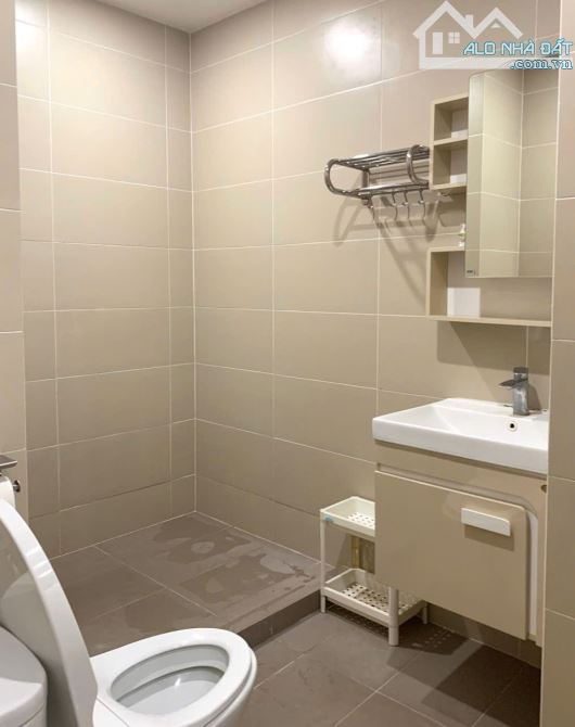 Cho thuê căn 2 ngủ 1wc dự án Sun Grand Thuỵ Khuê Tây Hồ đủ đồ giá 15tr/ tháng - 2