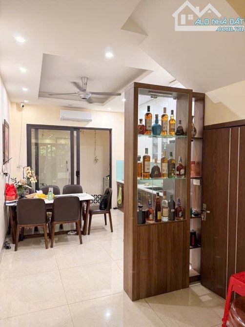 Bán nhà phân lô Mậu Lương 60m², đường 11.5m, vỉa hè 3m, 4 tầng chắc chắn, giá 13.7 tỷ - 2