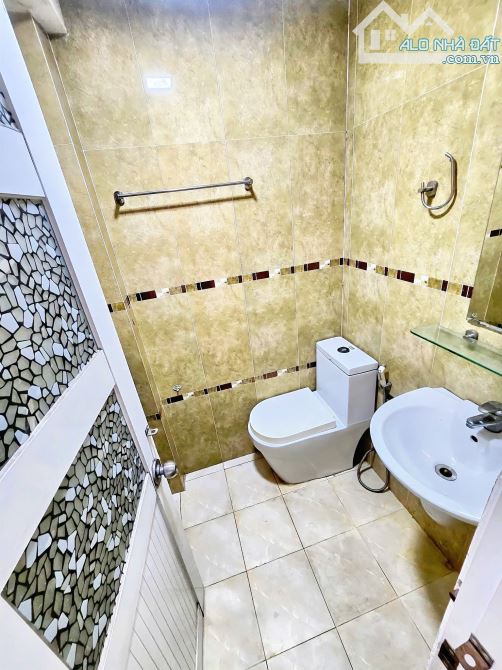 CHO THUÊ STUDIO CỬA SỔ TRỜI QUẬN 4 GIÁ RẺ SINH VIÊN - 2