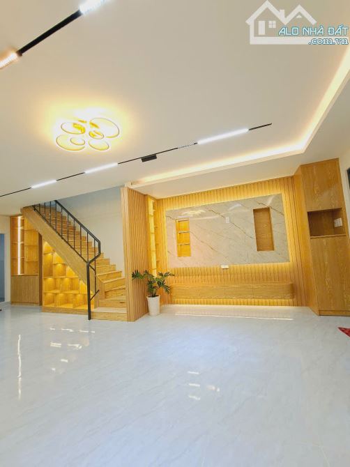 Tôi cần bán nhà 4,5x11m sau Aeon Tân Phú. Giá 2,1 tỷ - 2