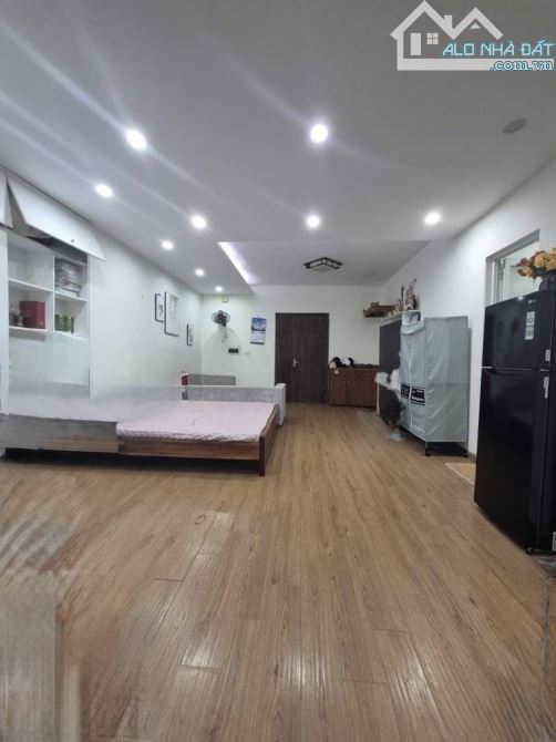 CĂN HỘ VIEW HỒ  GIÁ CỰC HẤP DẪN  Chung cư Bộ Công An  Hoàng Mai - 2