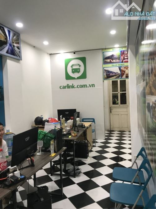 Bán nhà mặt phố cổ Trần Nhân Tông view Cv, kinh doanh vô địch. - 2