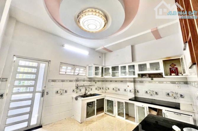 Bán nhà hẻm xe hơi, Đình Nghi Xuân, Bình Tân, 60 m² (4m x 15m), 2 tầng - Giá 6.5 tỷ TL - 2