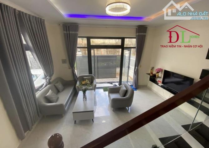 🏡 Bán biệt thự  Phan Chu Trinh, P9, Đà Lạt , gồm 2 căn song lập diện tích lớn . - 2