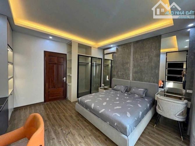 Giá hơn 5 tỷ: hiếm 35m Chợ Kiến Hưng ô tô gần  cạnh Xa La. Khu trung tâm Hà Đông - 2