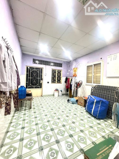 BÁN NHÀ TRƯƠNG THỊ HOA Q12 - 53M2 ( 4.5M X 12M) - 2.93 TỶ. - 2
