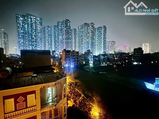 BÁN NHÀ PHÚ DIÊN TỪ LIÊM - PHÂN LÔ - Ô TÔ TRÁNH - VỈ HÈ - THANG MÁY - 7 TẦNG - CHỈ 10 TỶ - 2