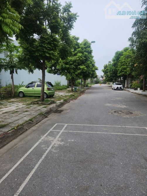 đất quảng hưng ngay cạnh bến xe hoa dũng 2025 - 2