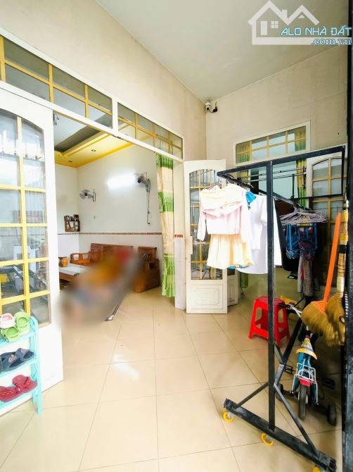 BÁN NHÀ CẤP 4 (DT: 81M2) HOÀN CÔNG. NGAY ĐƯỜNG BÙI HỮU NGHĨA P. TÂN VẠN. GIÁ CHỈ 1,980 TỶ - 2