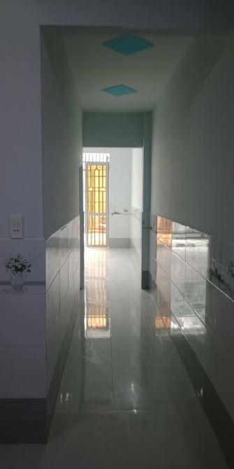 CCG gửi bán gấp căn nhà cấp 4, SHR, 53m2, Thới Tam Thôn, Giá 820tr. - 2