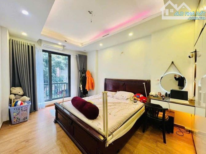 HÒE THỊ - LÔ GÓC - Ô TÔ LÙI TẬN CỬA, 35m2, giá 6.8T (còn thương lượng) - 2