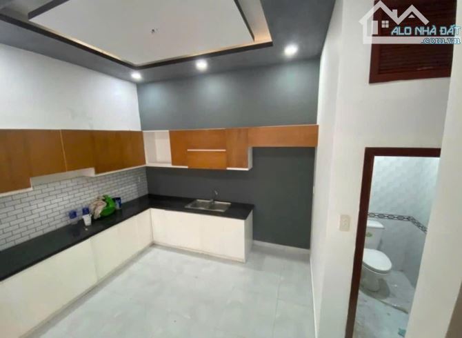 SANG ÚC BÁN NHÀ TRẦN QUÝ KHOÁCH, TÂN ĐỊNH, QUẬN 1. GIÁ CHỐT 5TỶ130/63M2(5x12,6M) - 2