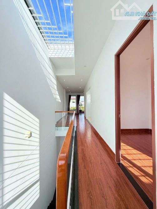 Bán nhà mặt tiền 3 tầng, 75m2, giá 6,xtỷ, Hoà Minh 7, Liên Chiểu - 2
