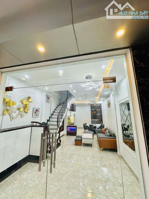 Bán nhà ngõ 15 Phương Mai – DT 41m² – MT 4,13m – 4 tầng – Giá 10,9 tỷ – Đống Đa - 2