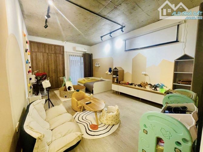 PHÂN LÔ BA ĐÌNH - 50M - 6 TẦNG - NHÀ DÂN XÂY - 10M Ô TÔ TRÁNH - Ô CHỜ THANG MÁY - 2