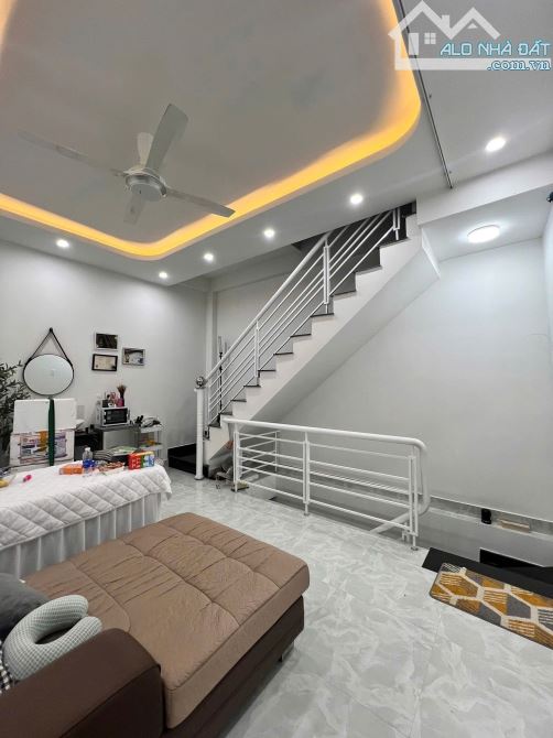 Cho Thuê Nhà Nguyên Căn 3 Tầng Kiệt Oto Nguyễn Công Trứ, Gần Biển Mỹ Khê. - 2