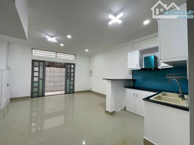 Bán nhà hẻm 108// Thích Quảng Đức. 4.7x7. 1 lầu. Gía 4 tỷ 8 - 2
