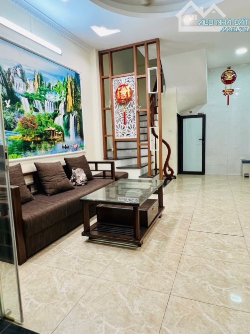 BÁT KHỐI- NHỈNH 5 TỶ- LÔ GÓC- Ô TÔ ĐỖ CỔNG- GẦN CẦU VĨNH TUY- AEON- HỒ ĐH- CÔNG VIÊN - 2