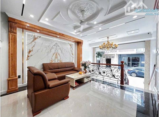 Bán nhà 1 hầm 1 lửng 2 lầu 1 tum. Khu đô thị Chí Linh, phường 10 - 2