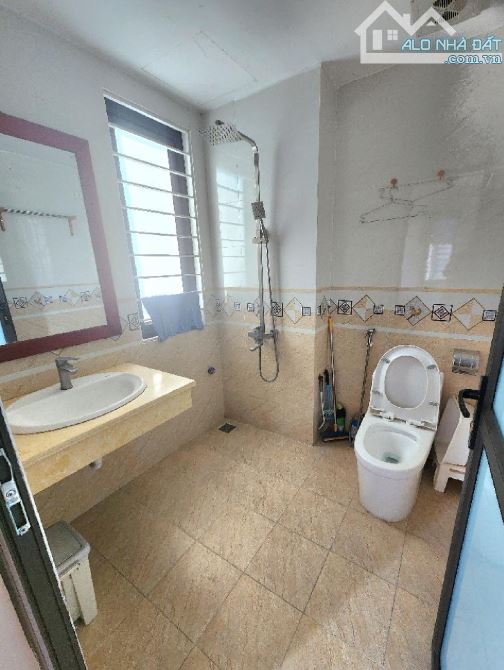 Nhà 5 tầng Thạch Bàn Long Biên Hn - 2
