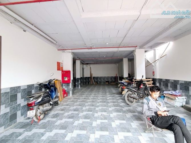 TOÀ CHDT PHẠM VĂN ĐỒNG – 4 THOÁNG – 8T THANG MÁY – 155M – 45 TỶ (0TL305055) - 2
