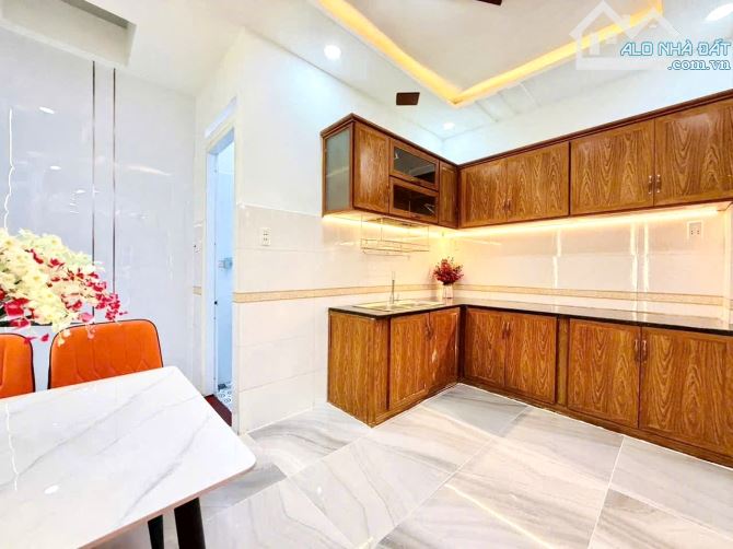 4❌11m, NHÀ BÁN 2 TẦNG, HXH, THỐNG NHẤT, P16 GÒ VẤP, 5 TỶ xíu - 2