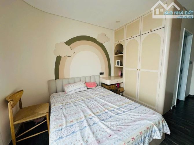 Cần bán căn hộ 2 ngủ 82m2 D