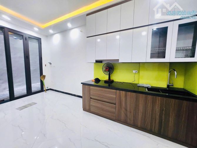 NHÀ ĐẸP  PHỐ TRUNG PHỤNG - XÃ ĐÀN ĐỐNG ĐA (DT 35Mx5T)  - 50M RA PHỐ FULL NỘI THẤT GIÁ NHỈN - 2