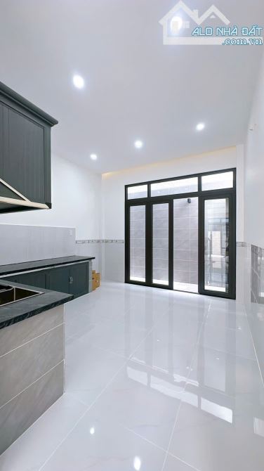BÁN NHÀ SIÊU ĐẸP 4 TẦNG MỚI 100% DTSD 150M2 Tôn THẤT THUYẾT P.4 Q.4 GIÁ CHÍNH CHỦ 7TY950 - 2