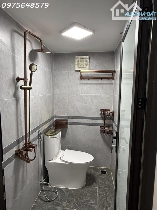 Bán nhà Nguyễn Khang 35m Gần phố Ô tô đỗ cửa Ở ngay - 2