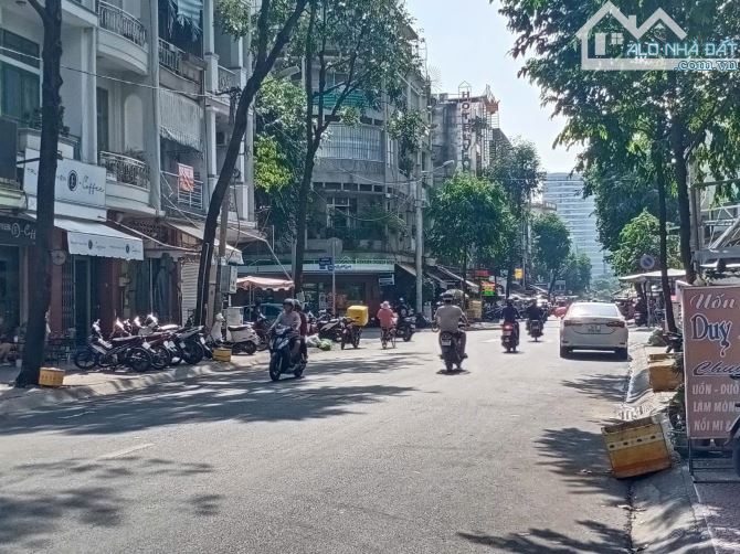 Bán nhà HXH đường Trần Tuấn Khải Q5 dt( 4 x 17m) giá 13,5 tỷ - 2