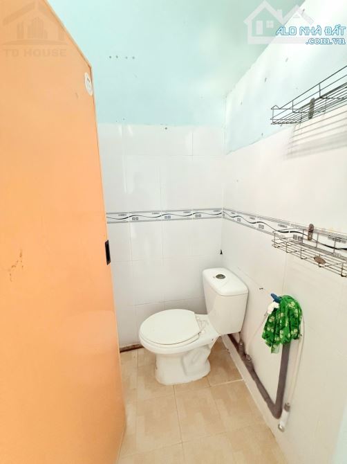 Gấp.! Bán nhanh kho xưởng nhỏ nằm ngay Nguyễn Thị Lắng 159m2 SHR. Giá 700Tr - 2