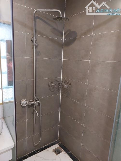 CHO THUÊ NHÀ 97 KHƯƠNG TRUNG, DT 40MX6 TẦNG, THANG MÁY, THÔNG PHÒNG, CÓ THỂ LÀM VP - 2