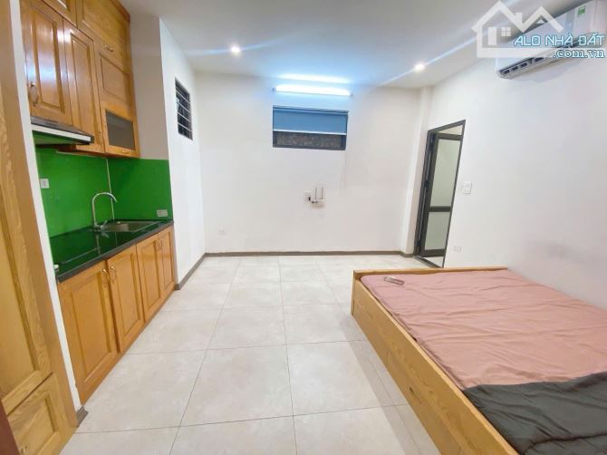 Cho thuê Ccmn đẹp giá tốt ngõ 58 Nguyễn Khánh Toàn, Cầu Giấy - 2