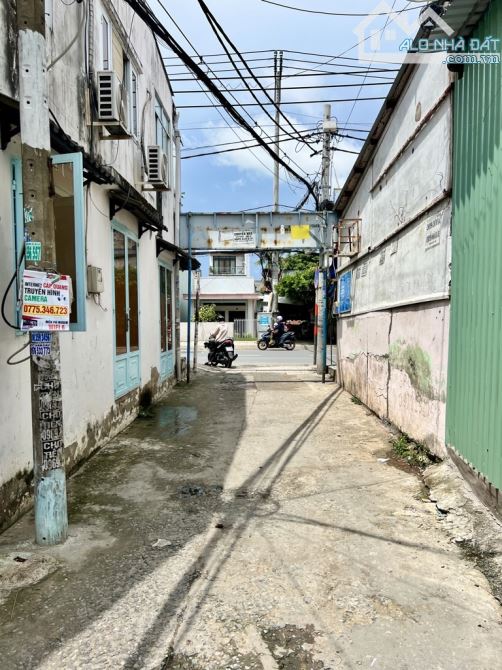 NHÀ HẺM XE HƠI NGỦ TRONG NHÀ LÔ NHÌ MẶT TIỀN NGUYỄN BÌNH PHÚ XUÂN-3,55 TỶ 71m2, 2PN - 2