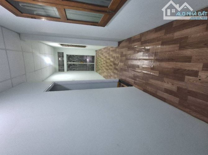 BÁN NHÀ NÁT DIỆN TÍCH KHỦNG NGANG 6M, 86M2 HẺM THÔNG. Chỉ 80tr/m2 - 2