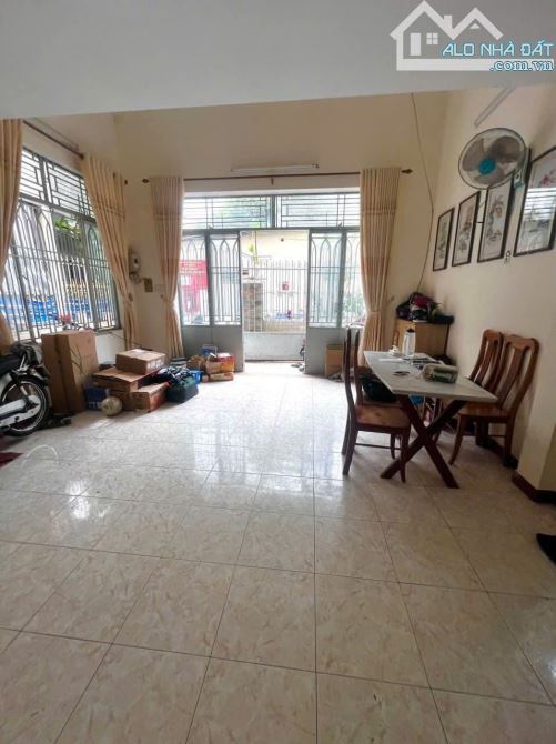 Bán nhà 2,5 tầng 2 mặt thoáng Lý Tự Trọng - Hải CHâu - Giá Tốt - 2