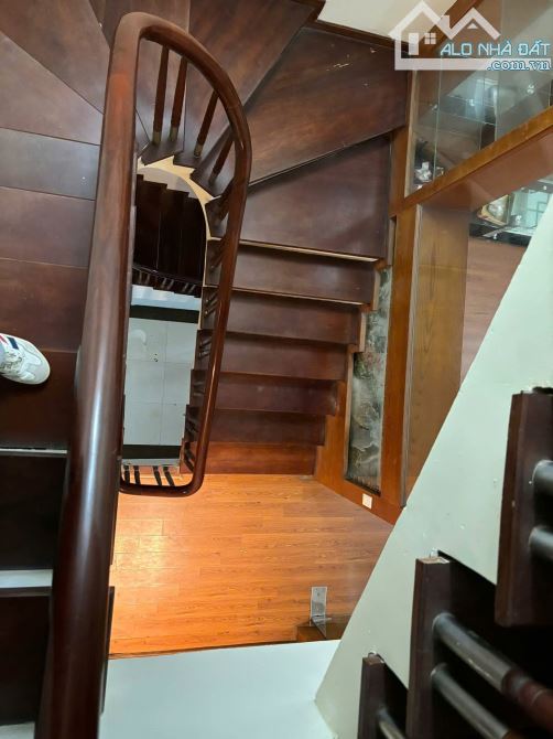 BÁN NHÀ TRẦN BÌNH CẦU GIẤY - VỊ TRÍ ĐẸP - 20M RA Ô TÔ TRÁNH - GẦN PHỐ - DT 39M2, 6 TẦNG - 2