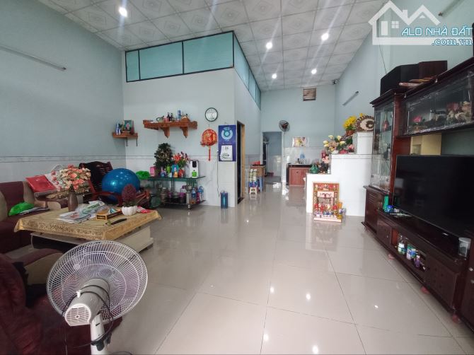 BÁN NHÀ TRẢNG DÀI, SỔ HỒNG RIÊNG THỔ CƯ, ĐƯỜNG OTO, SÂN ĐẬU OTO GẦN CHỢ PHÚ THỌ - 2