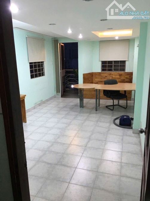 Cho thuê nhà H3G Nguyễn Thị Minh Khai, P6, Q3 4x12m Trệt + 3 lầu + st+ 3 Pn + 4wc - 20TR - 2