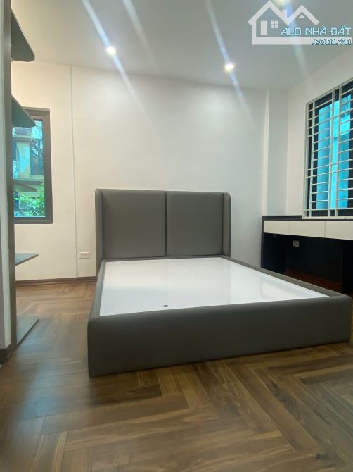 YÊN HÒA 30M*5T*MT 4M – 7.3 TỶ. LÔ GÓC 3 THOÁNG, GẦN PHỐ, NGÕ NÔNG, SÂN RỘNG ĐỂ 20 XE MÁY - 2