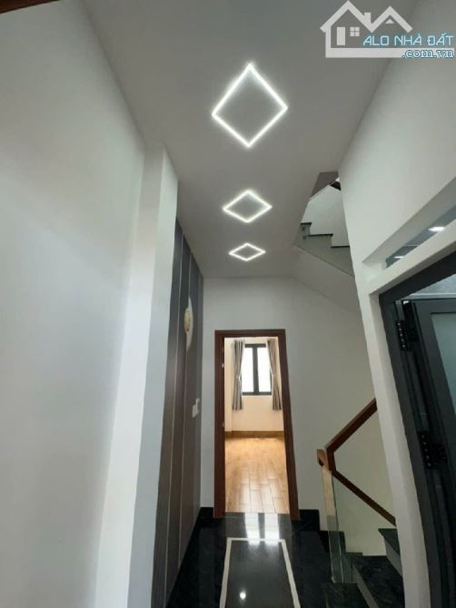 5 TẦNG -HƯƠNG LỘ 2 BÌNH TRỊ ĐÔNG A BÌNH TÂN DT: 4*14M- 6 TỶ 6 - 2