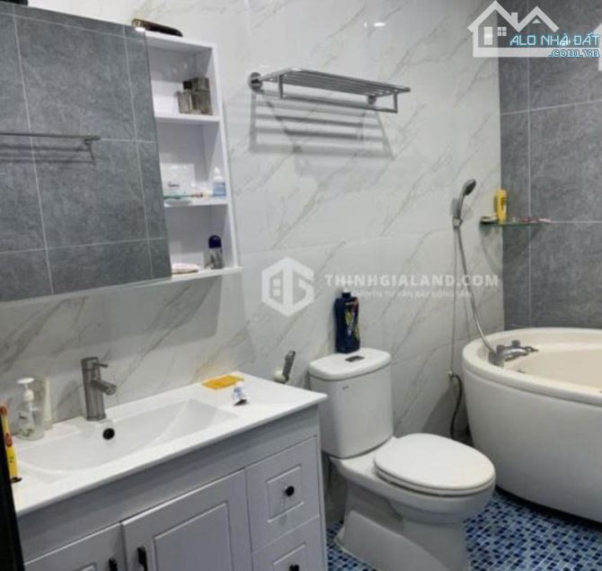 BÁN NHÀ HẺM Ô TÔ ĐƯỜNG NAM KỲ 1 TRỆT 1 LẦU CÓ GARA 160m2 GIÁ CHỈ 8t6 - 2