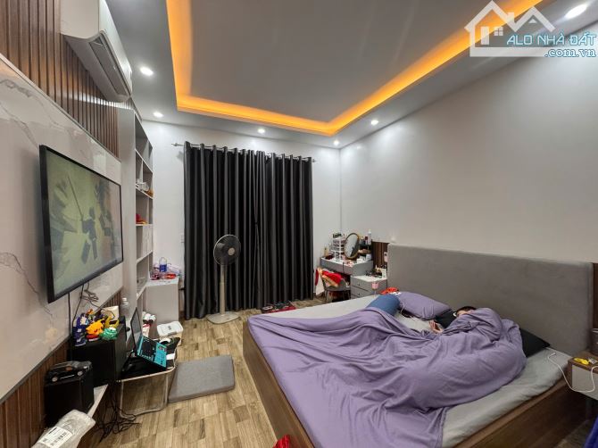 🔥 NHÀ ĐẸP 4 TẦNG LÔ GÓC ĐOÀN KẾT CHỢ LŨNG – SÂN CỔNG RIÊNG – OTO ĐỖ CỬA – GIÁ CHỈ 3.9 TỶ! - 2