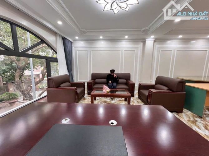 🏠 BÁN NHÀ THẠCH BÀN LONG BIÊN – 60M² – 8 TẦNG – THANG MÁY – GARA – VỈA HÈ 6M – 20.5 TỶ - 2