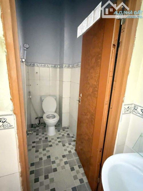 Cho thuê nhà 1 lầu hẻm 208 đường Tầm Vu 5 triệu - 2
