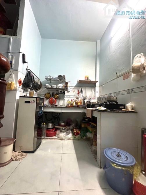 Bán nhà 2 tầng mới đẹp - hẻm xe hơi 5m - sat ngã tư 4 xã, Lê Văn Quới - 45m2 (4.2x11) - hơ - 2