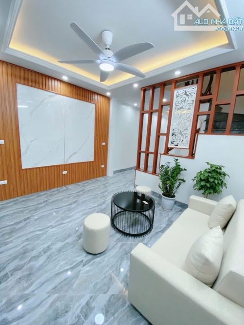 5 TẦNG DÂN XÂY, 2 THOÁNG VĨNH VIỄN, 30m Ô TÔ TRÁNH, TIỆN ÍCH BẠT NGÀN, Ở HOẶC ĐẦU TƯ CHO T - 2