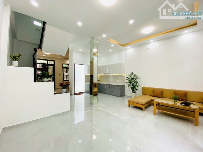 CHỦ HẠ SÂU GẦN NGUYỄN DUY TRINH🔥6 TỶ 600 nhà 3 Tầng 🔥4 PHÒNG NGỦ, 3 WC🔥TRUNG TÂM QUẬN 2 - 2